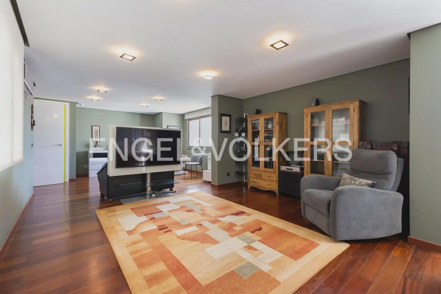 Piso de 3 habitaciones en Gandia en venta - 590.000 € (Ref: 9897872)