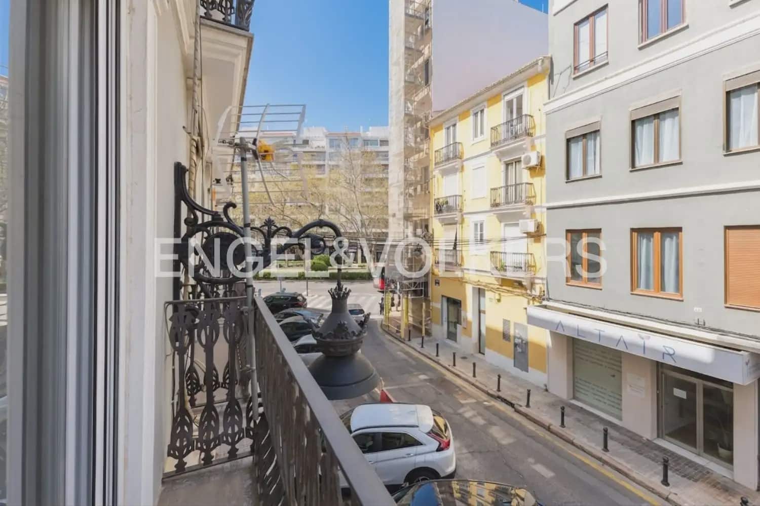 2 Zimmer Wohnung zu vermieten in Valencia Stadt - 2.500 € (Ref: 9897873)