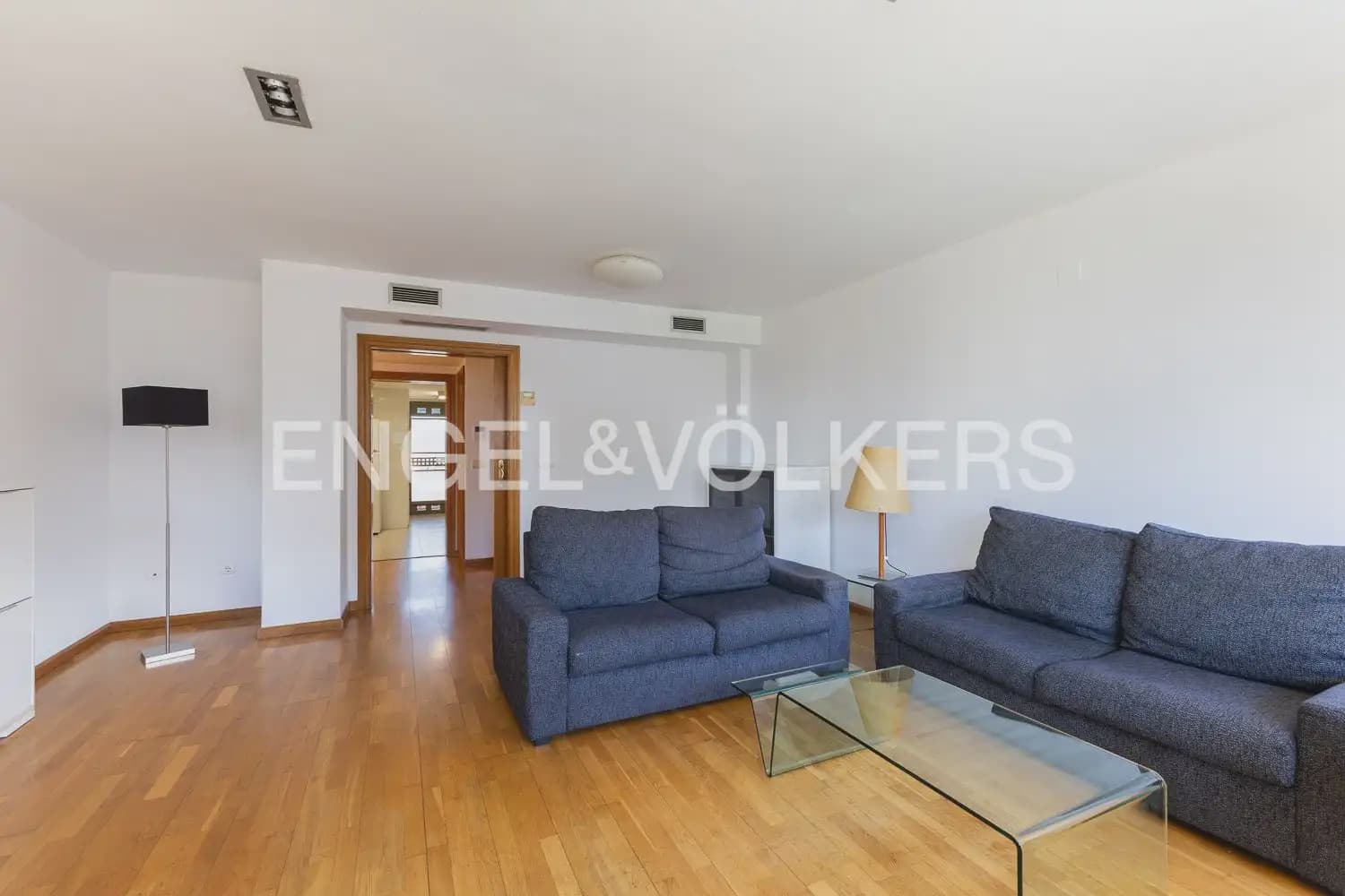3 Zimmer Wohnung zu vermieten in Valencia Stadt mit Garage - 2.550 € (Ref: 9897874)