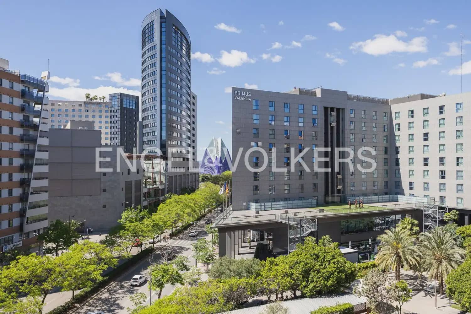 3 Zimmer Wohnung zu vermieten in Valencia Stadt mit Garage - 2.550 € (Ref: 9897874)
