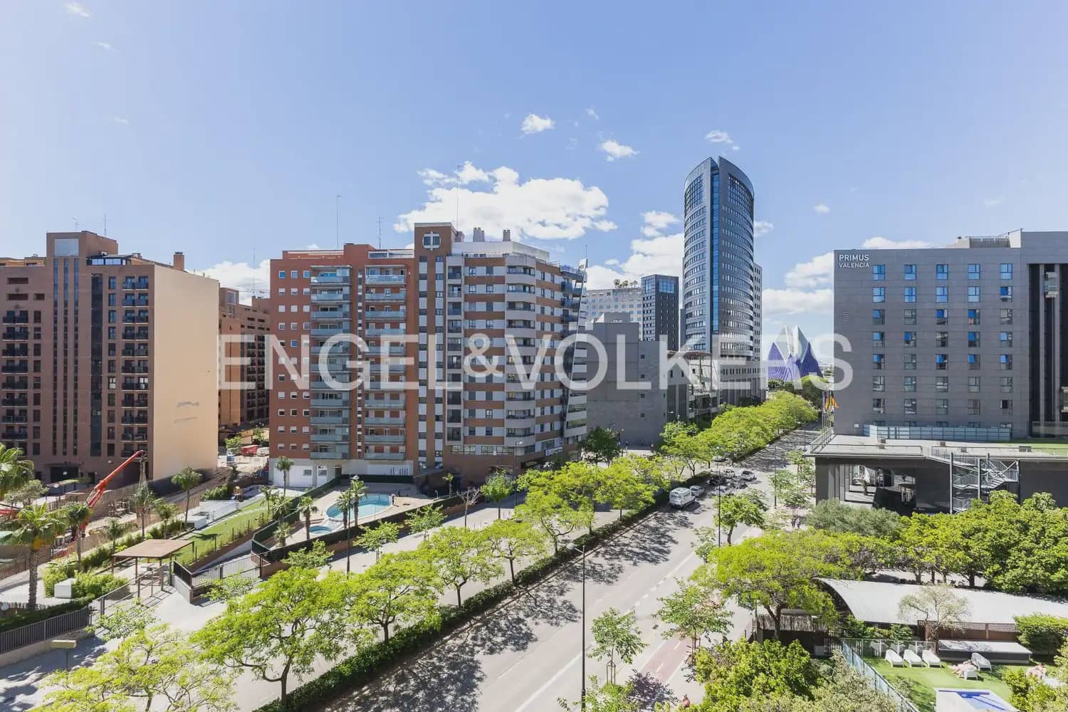 3 Zimmer Wohnung zu vermieten in Valencia Stadt mit Garage - 2.550 € (Ref: 9897874)