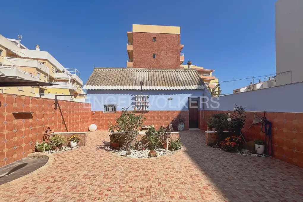 3 bedroom Flat for sale in Sueca with pool garage - € 395,000 (Ref: 9897875)