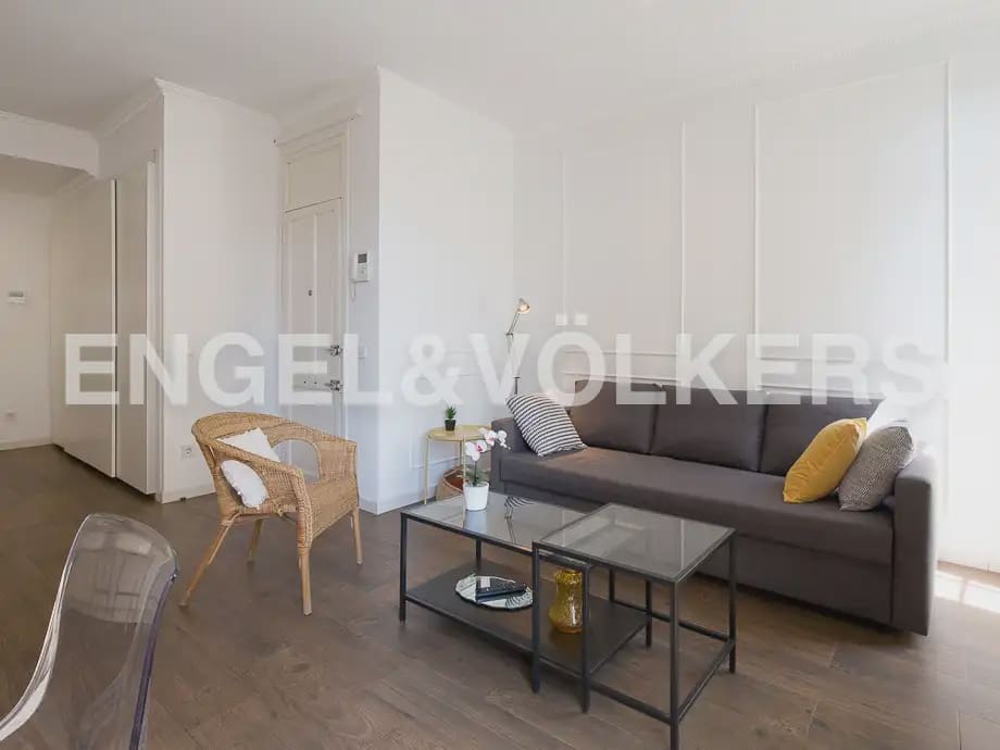 Appartement de 3 chambres à louer à Valence ville - 1 600 € (Ref: 9897876)
