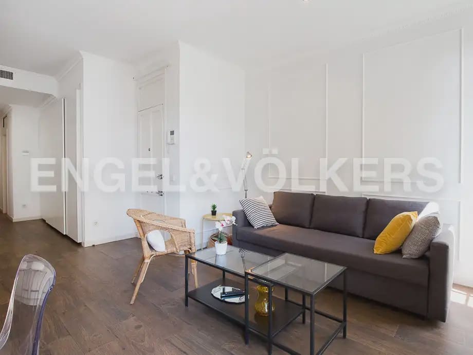 Appartement de 3 chambres à louer à Valence ville - 1 600 € (Ref: 9897876)