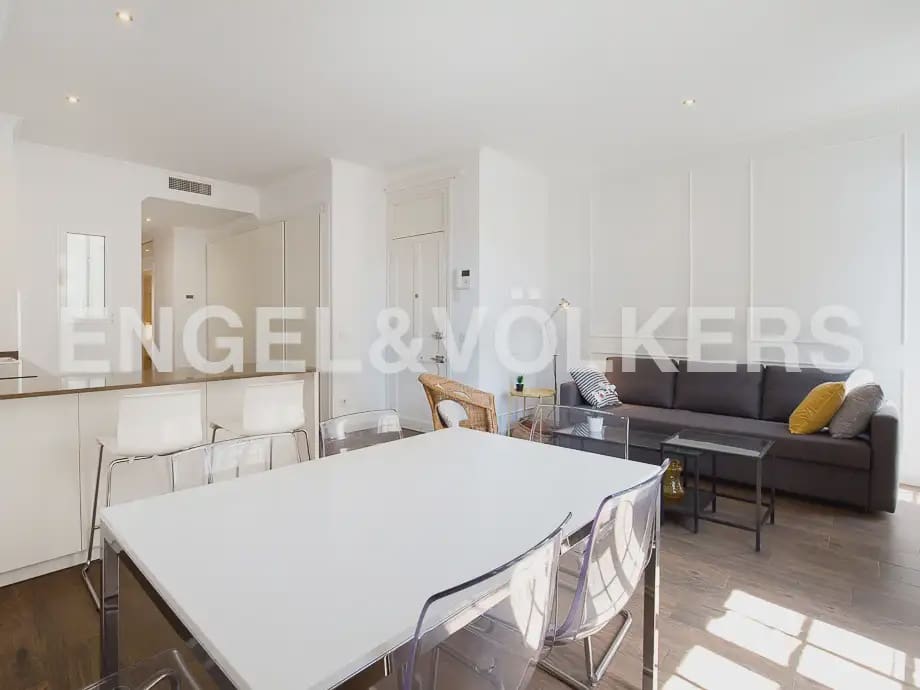 Appartement de 3 chambres à louer à Valence ville - 1 600 € (Ref: 9897876)