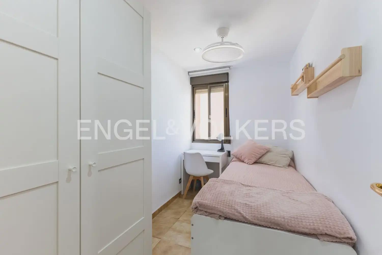 3 sypialnia Mieszkanie na sprzedaż w Benicassim z basenem garażem - 450 000 € (Ref: 9897877)