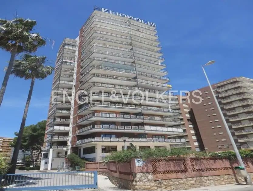 3 sypialnia Mieszkanie na sprzedaż w Benicassim z basenem garażem - 450 000 € (Ref: 9897877)