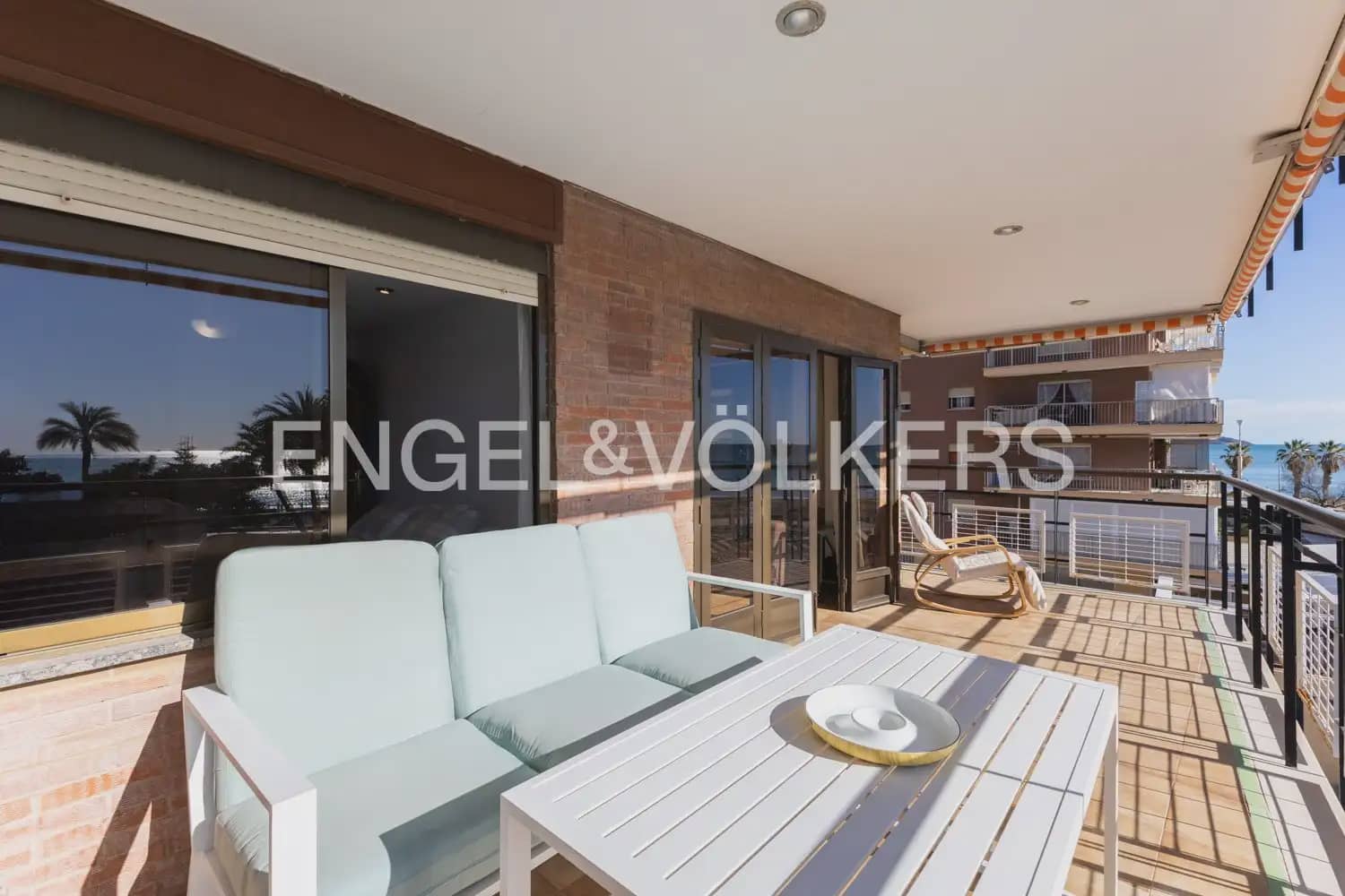 3 sypialnia Mieszkanie na sprzedaż w Benicassim z basenem garażem - 450 000 € (Ref: 9897877)