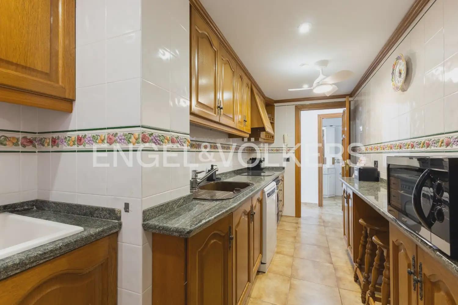 3 sypialnia Mieszkanie na sprzedaż w Benicassim z basenem garażem - 450 000 € (Ref: 9897877)