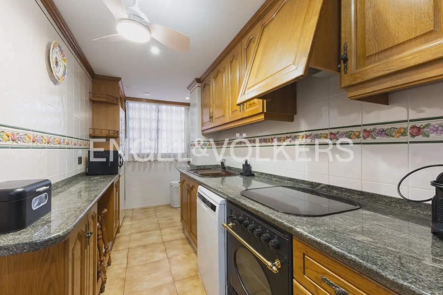 3 sypialnia Mieszkanie na sprzedaż w Benicassim z basenem garażem - 450 000 € (Ref: 9897877)