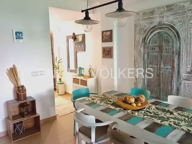 3 bedroom Flat for rent in Sot de Chera with garage - € 2,600 (Ref: 9897882)