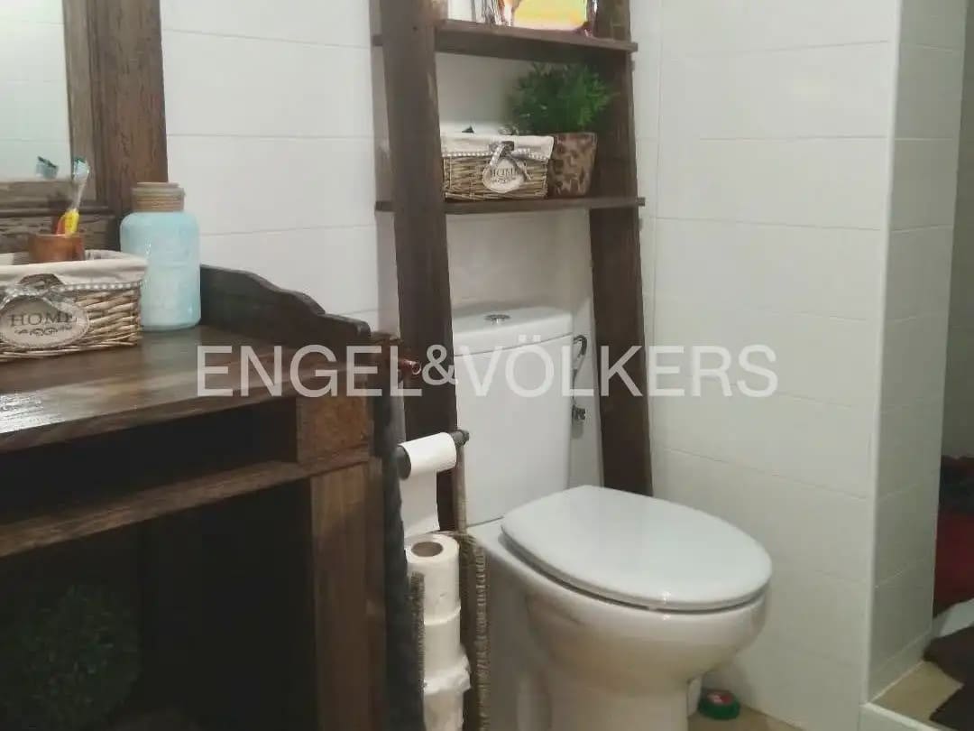 3 bedroom Flat for rent in Sot de Chera with garage - € 2,600 (Ref: 9897882)
