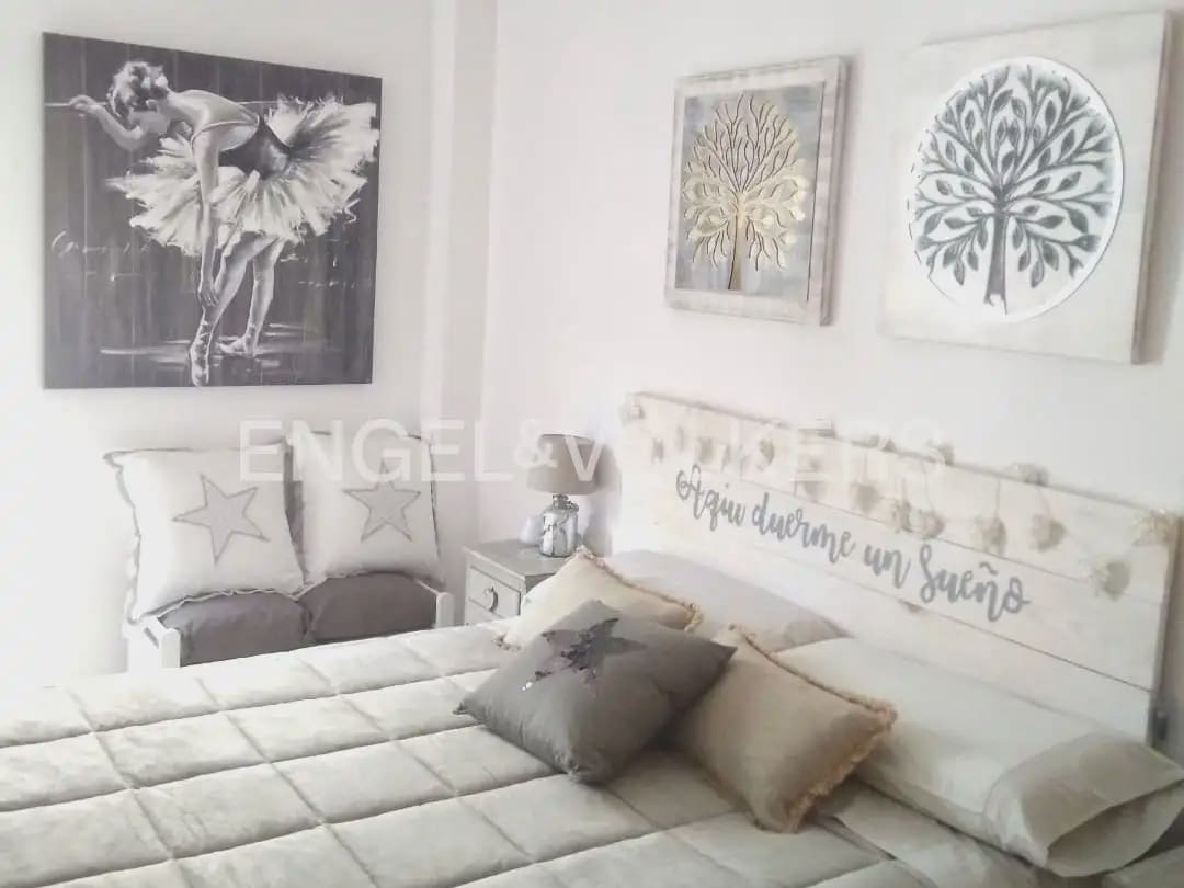 3 bedroom Flat for rent in Sot de Chera with garage - € 2,600 (Ref: 9897882)