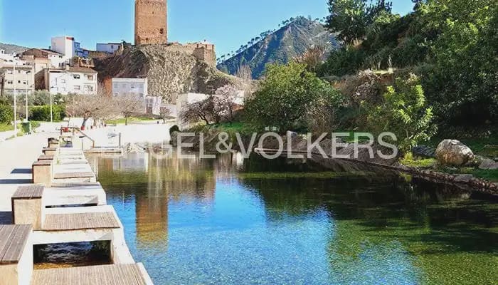 3 bedroom Flat for rent in Sot de Chera with garage - € 2,600 (Ref: 9897882)