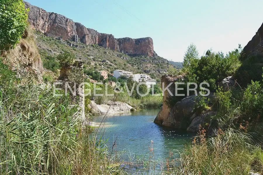3 bedroom Flat for rent in Sot de Chera with garage - € 2,600 (Ref: 9897882)