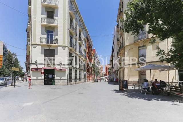 4 quarto Apartamento para arrendar em Russafa, Valência cidade - 1 600 € (Ref: 9897883)