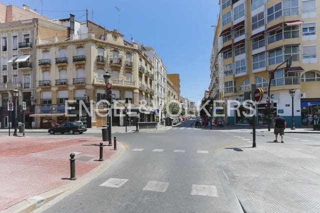 4 quarto Apartamento para arrendar em Russafa, Valência cidade - 1 600 € (Ref: 9897883)