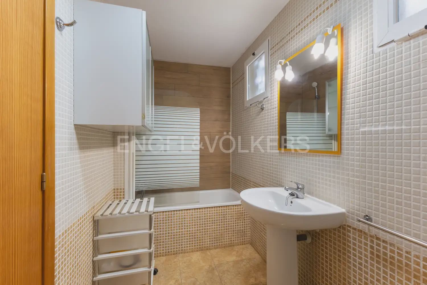2 Zimmer Wohnung zu verkaufen in Oropesa  mit Pool - 250.000 € (Ref: 9897884)