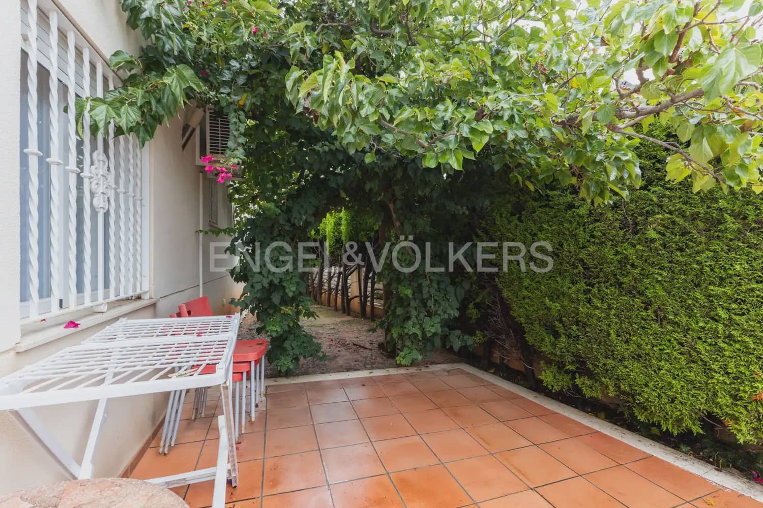 2 Zimmer Wohnung zu verkaufen in Oropesa  mit Pool - 250.000 € (Ref: 9897884)
