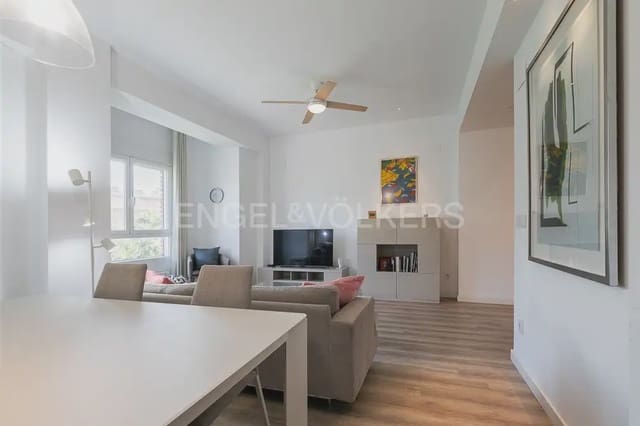 3 makuuhuone Asunto vuokrattavana paikassa Exposicio, Valencia kaupunki - 2 300 € (Ref: 9897886)
