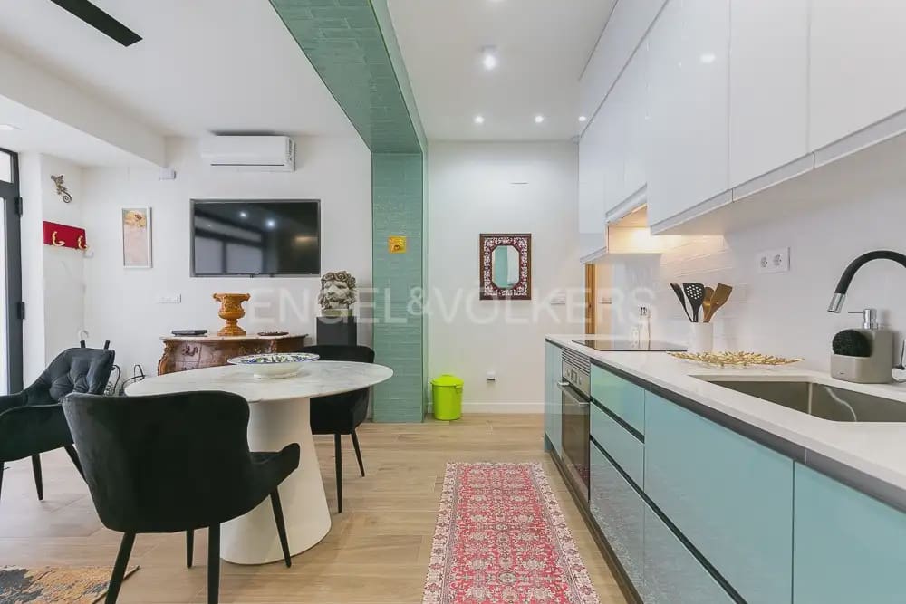 1 sypialnia Mieszkanie do wynajęcia w Miasto Walencja - 1 500 € (Ref: 9897887)