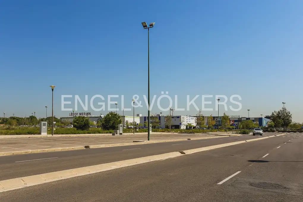 Działka budowlana na sprzedaż w L'Eliana - 380 000 € (Ref: 9897888)