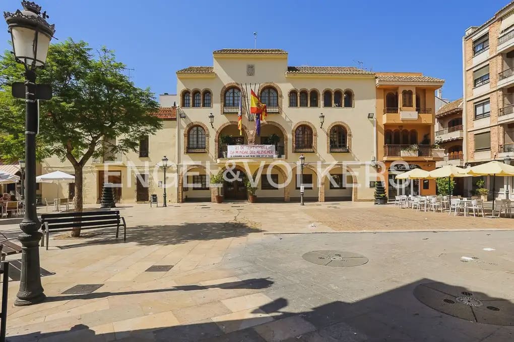 Działka budowlana na sprzedaż w L'Eliana - 380 000 € (Ref: 9897888)