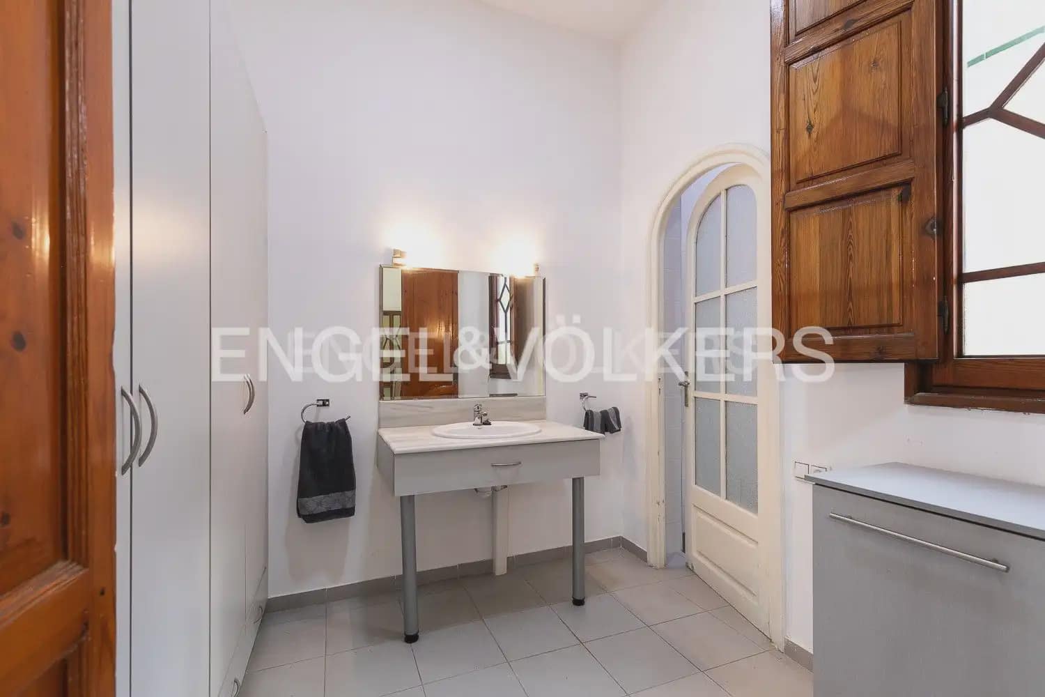 4 Zimmer Wohnung zu verkaufen in Valencia Stadt - 898.000 € (Ref: 9897890)