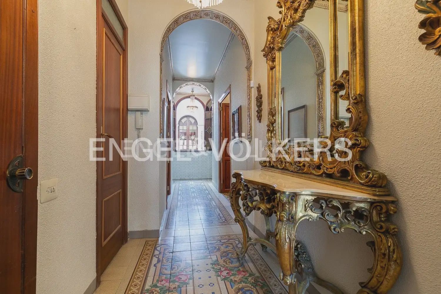 4 Zimmer Wohnung zu verkaufen in Valencia Stadt - 898.000 € (Ref: 9897890)