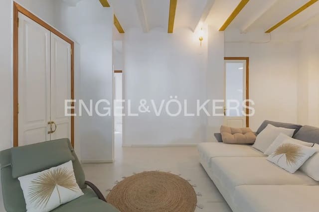 2 slaapkamer Flat te huur in Cabanyal-Canyamelar, Valencia stad - € 3.000 (Ref: 9897891)