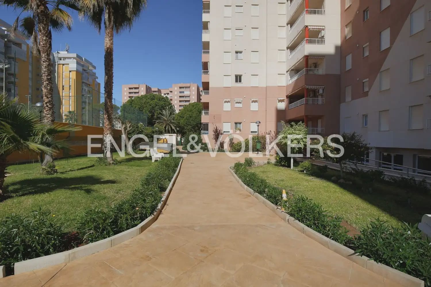 2 bedroom Flat for rent in Canet d'En Berenguer with pool garage - € 900 (Ref: 9897894)