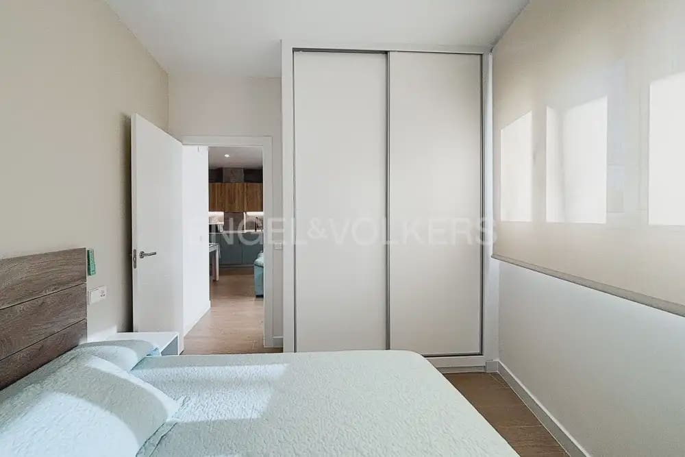 Appartement de 1 chambre à louer à Valence ville avec piscine - 2 200 € (Ref: 9897898)