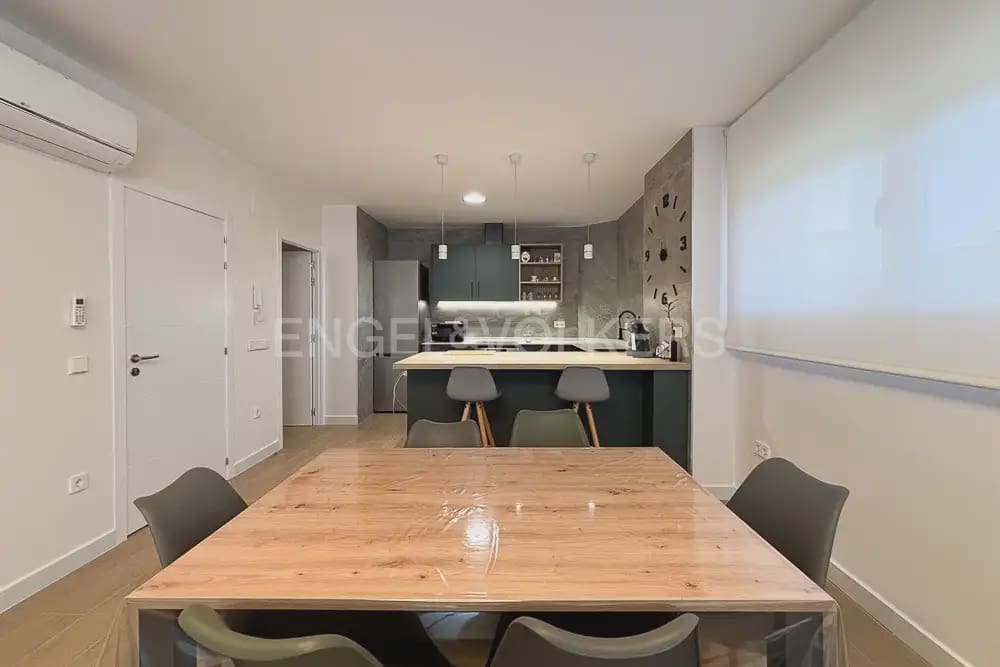 Appartement de 1 chambre à louer à Valence ville avec piscine - 2 200 € (Ref: 9897898)