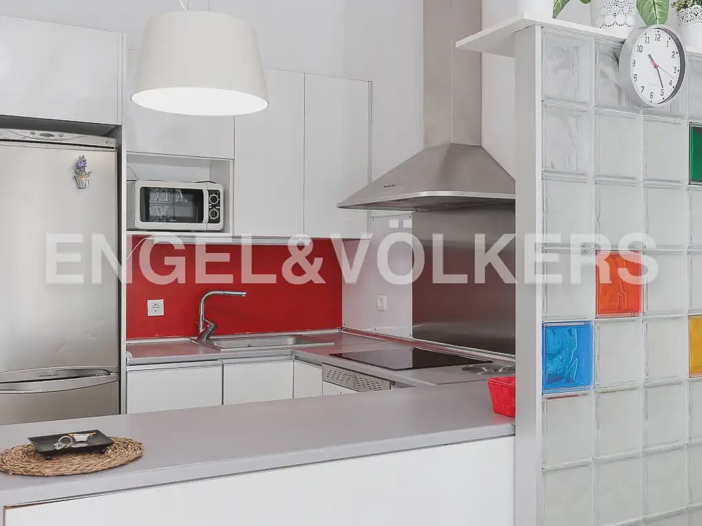 2 makuuhuone Asunto vuokrattavana paikassa Valencia kaupunki - 1 300 € (Ref: 9897899)