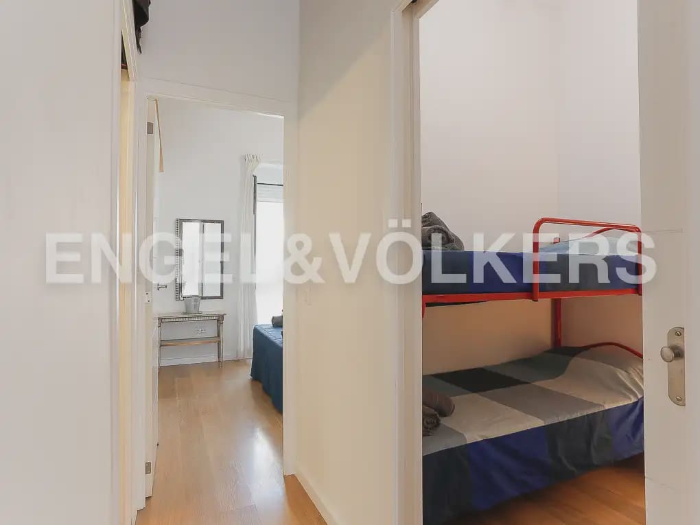 2 makuuhuone Asunto vuokrattavana paikassa Valencia kaupunki - 1 300 € (Ref: 9897899)