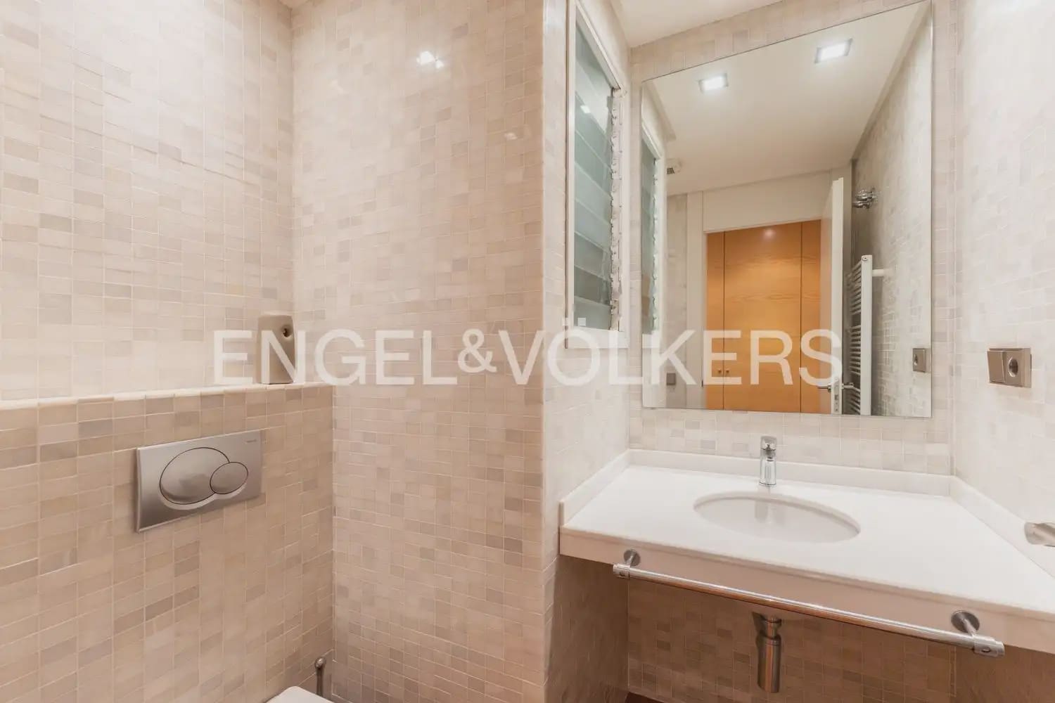 4 sovrum Lägenhet till salu i Castello de la Plana med garage - 395 000 € (Ref: 9897900)