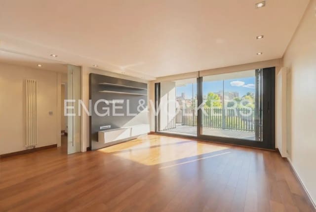 4 makuuhuone Asunto myytävänä paikassa Centro, Castelló de la Plana mukana 
autotalli - 395 000 € (Ref: 9897900)