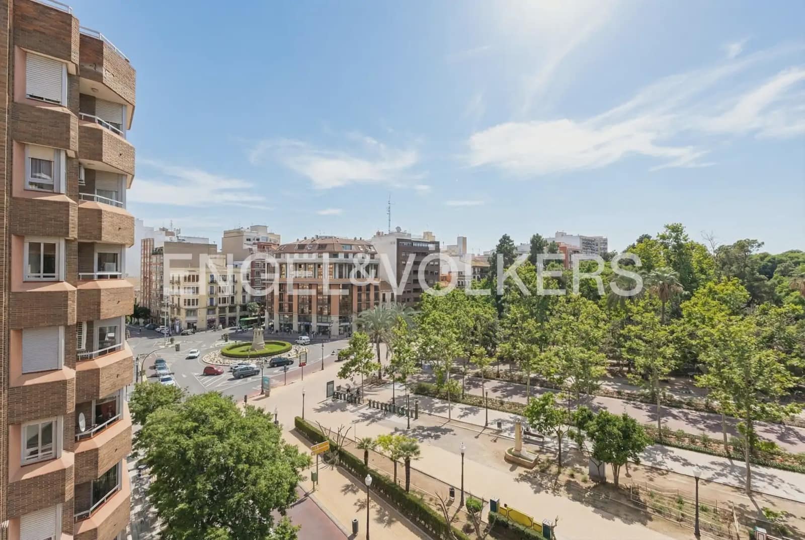 4 sovrum Lägenhet till salu i Castello de la Plana med garage - 395 000 € (Ref: 9897900)