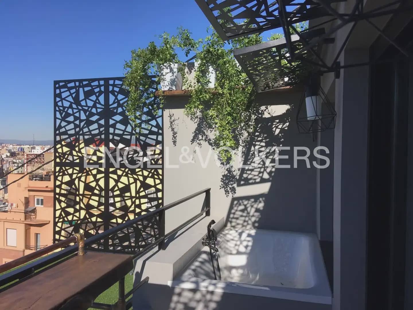 1 makuuhuone Asunto vuokrattavana paikassa Valencia kaupunki - 2 000 € (Ref: 9897901)