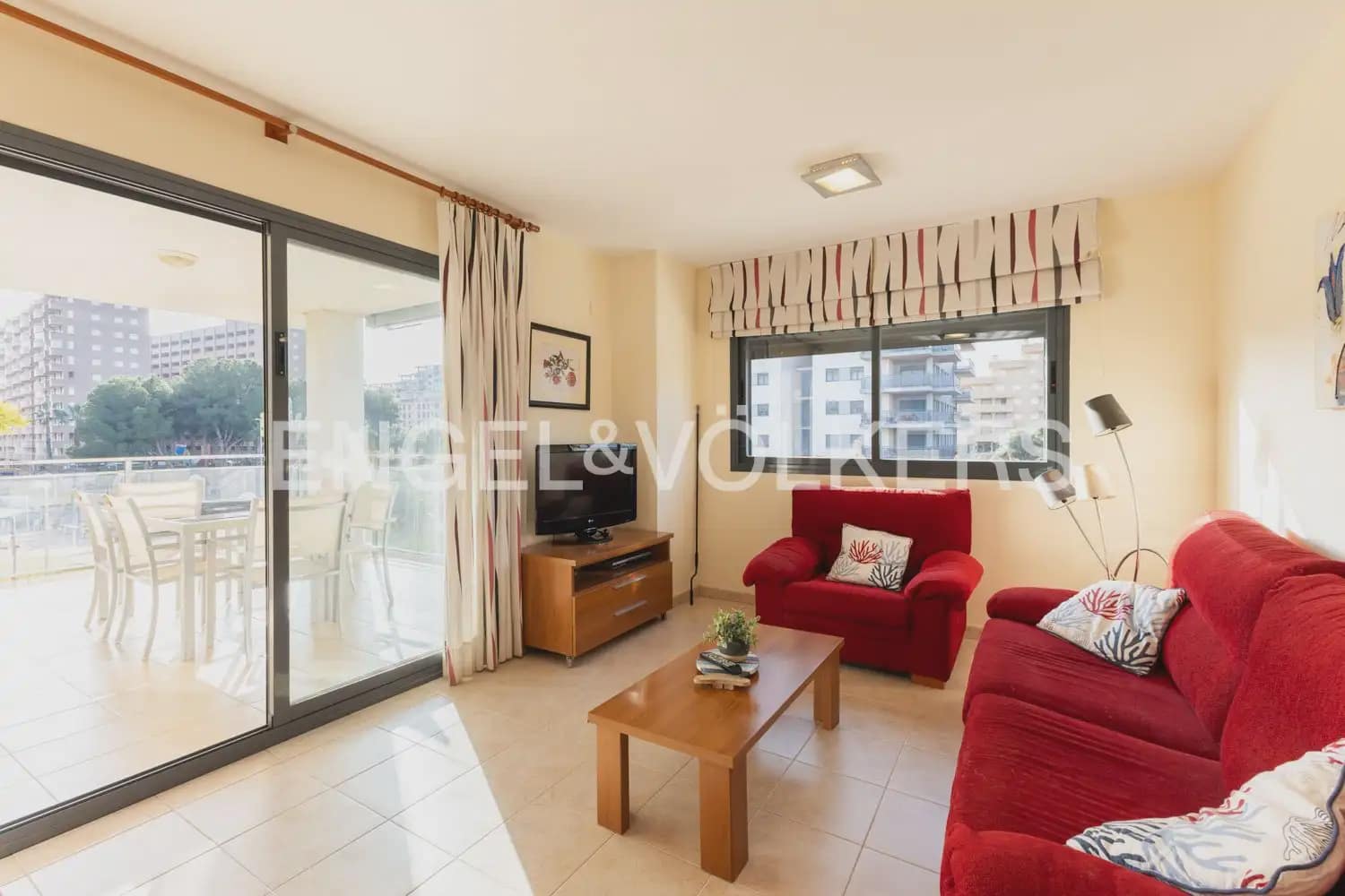2 sovrum Lägenhet till salu i Oropesa  med pool garage - 239 000 € (Ref: 9897903)
