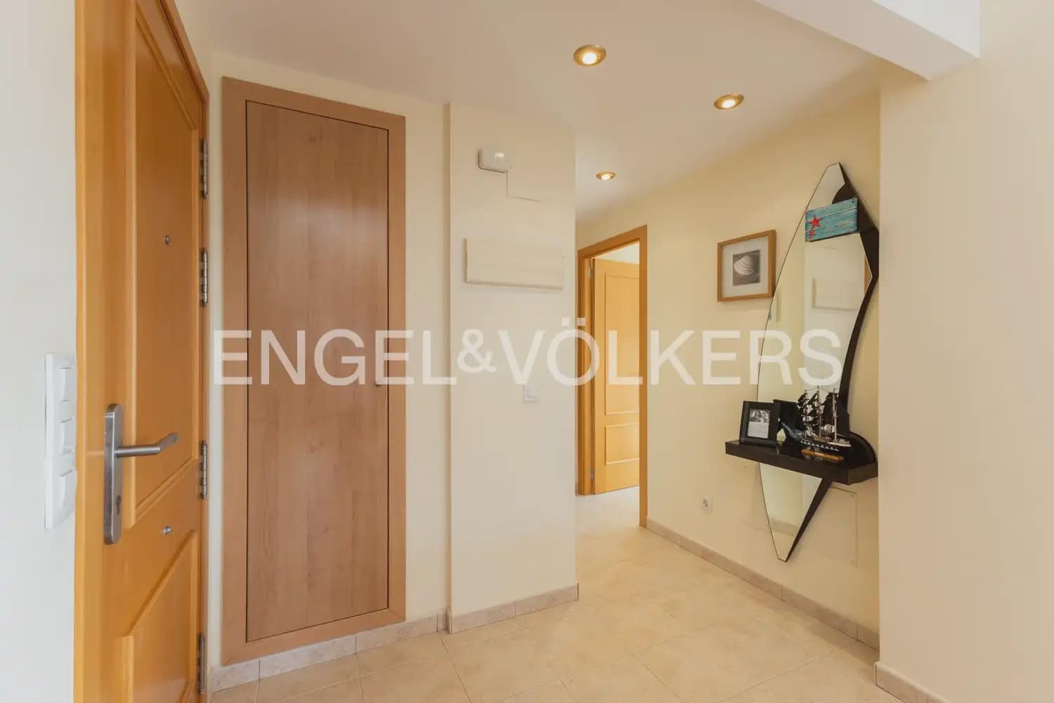 2 sovrum Lägenhet till salu i Oropesa  med pool garage - 239 000 € (Ref: 9897903)