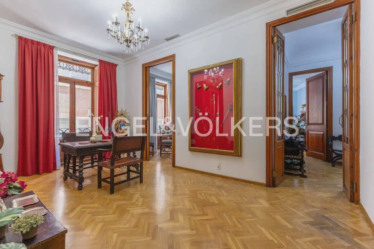 7 Zimmer Wohnung zu verkaufen in Valencia Stadt - 1.250.000 € (Ref: 9897905)
