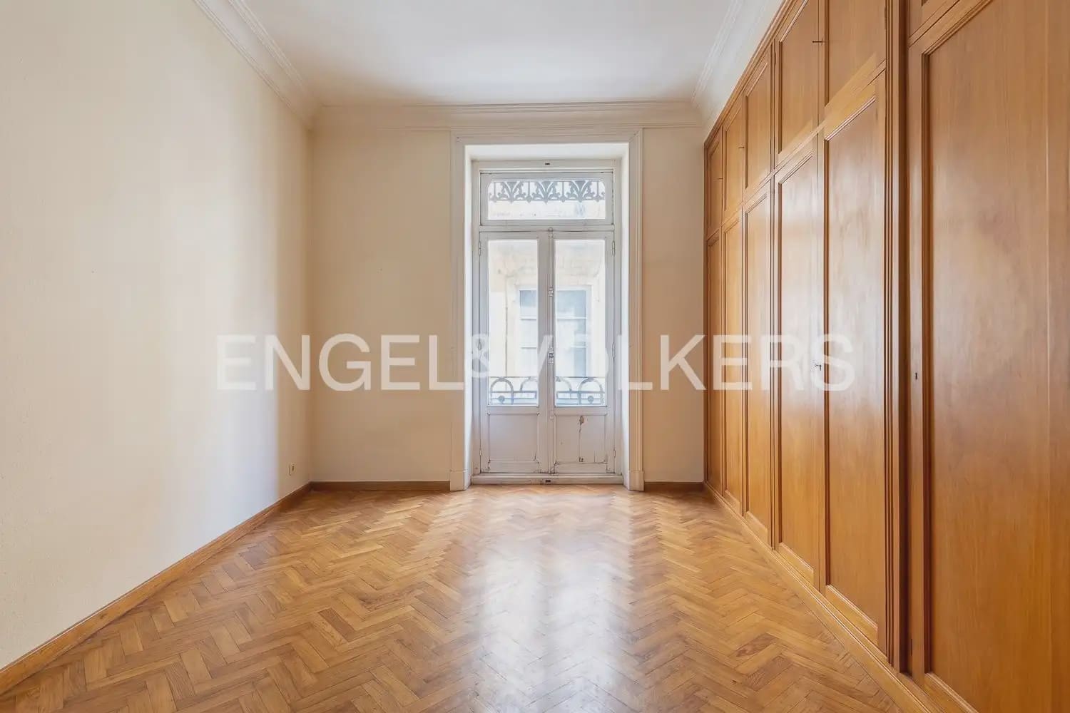 7 Zimmer Wohnung zu verkaufen in Valencia Stadt - 1.250.000 € (Ref: 9897905)