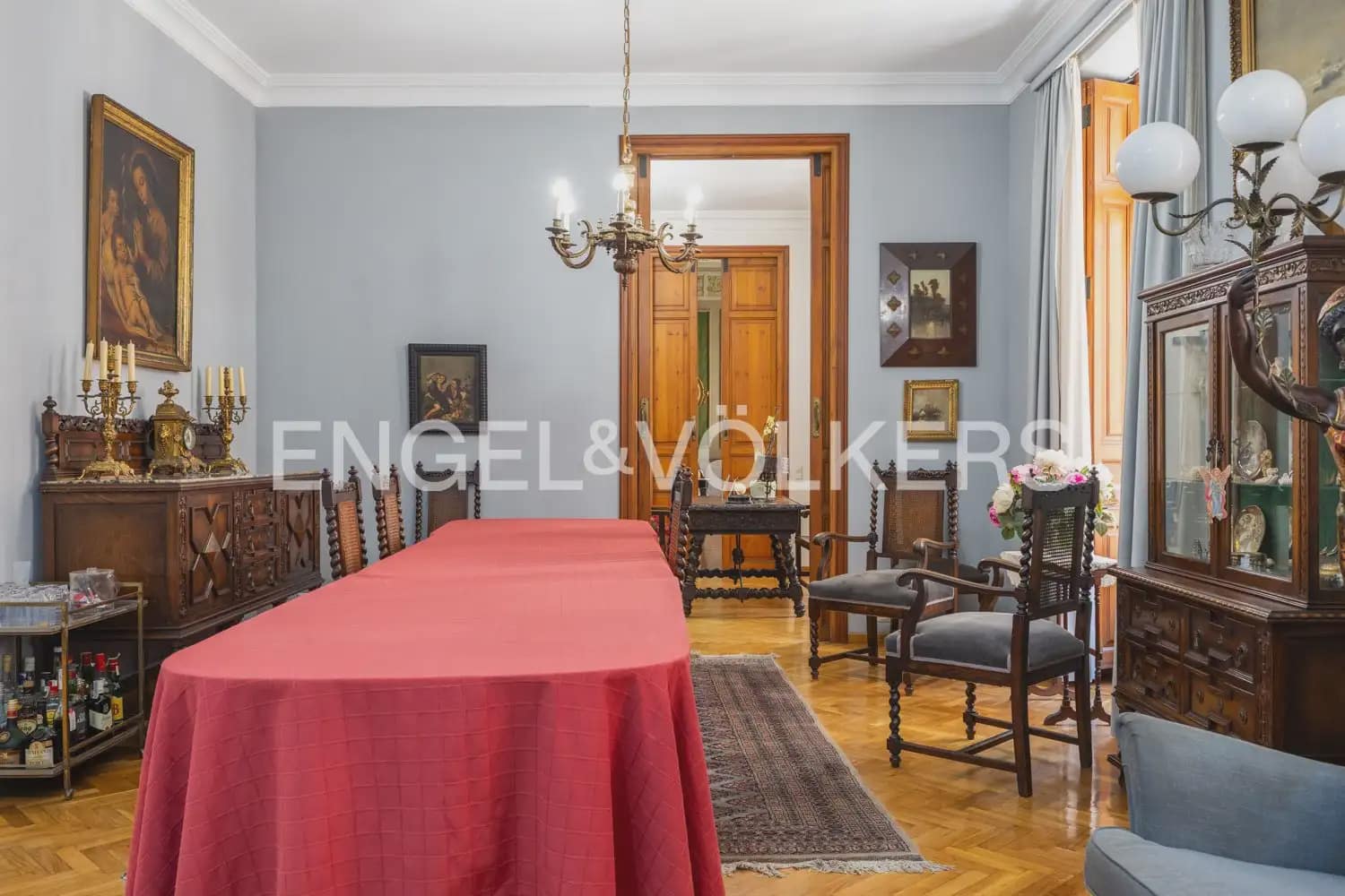 7 Zimmer Wohnung zu verkaufen in Valencia Stadt - 1.250.000 € (Ref: 9897905)