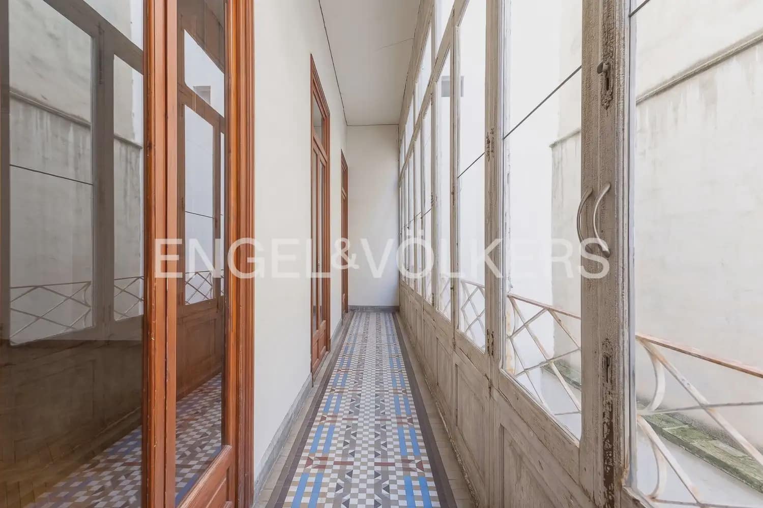 7 Zimmer Wohnung zu verkaufen in Valencia Stadt - 1.250.000 € (Ref: 9897905)