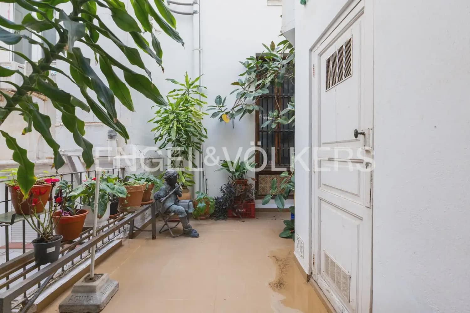 7 Zimmer Wohnung zu verkaufen in Valencia Stadt - 1.250.000 € (Ref: 9897905)