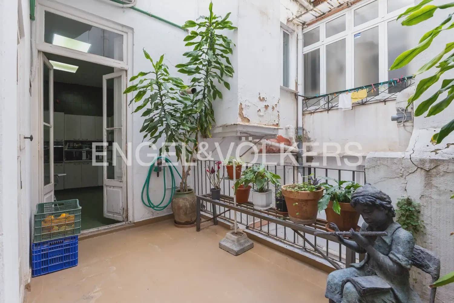 7 Zimmer Wohnung zu verkaufen in Valencia Stadt - 1.250.000 € (Ref: 9897905)