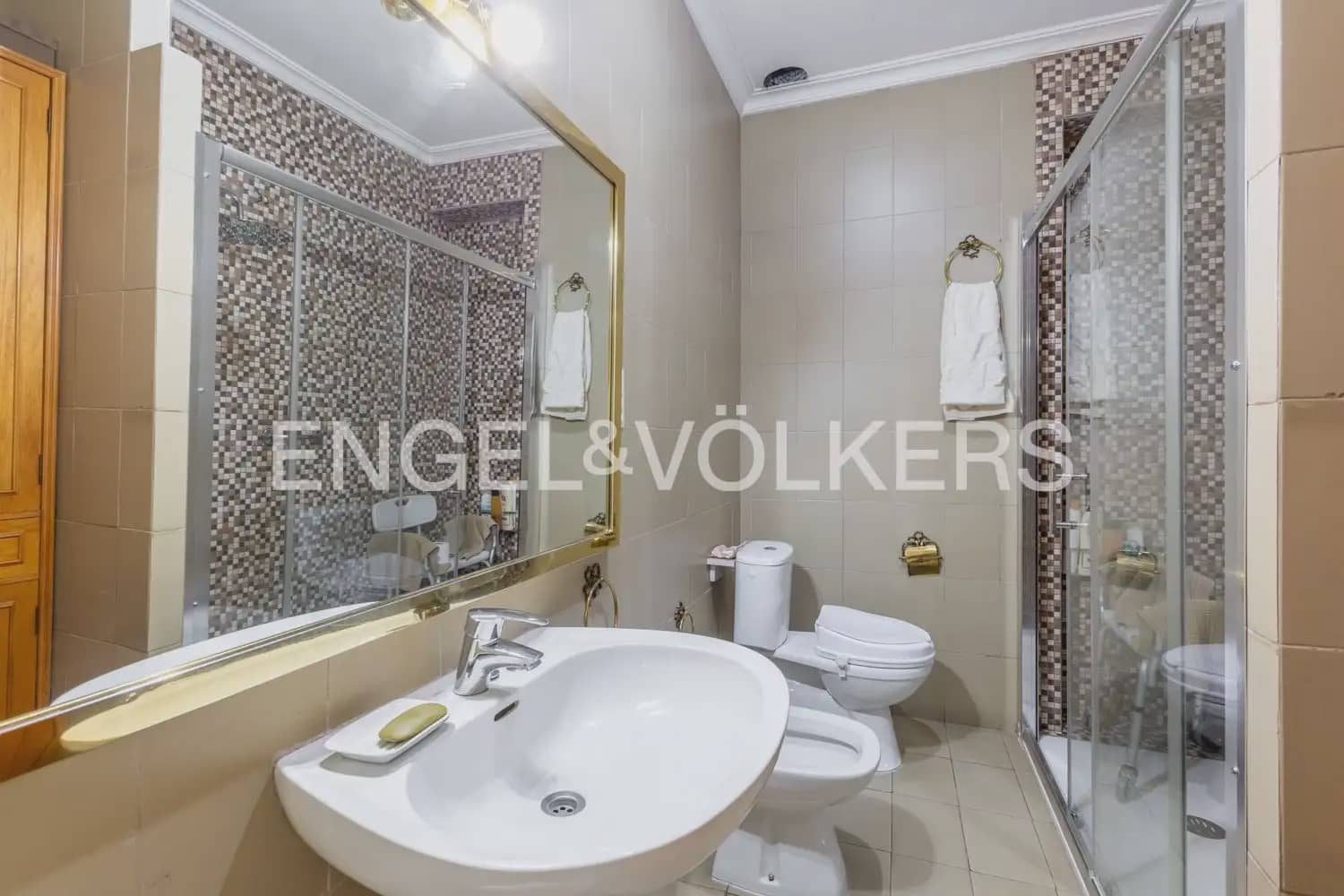 7 Zimmer Wohnung zu verkaufen in Valencia Stadt - 1.250.000 € (Ref: 9897905)