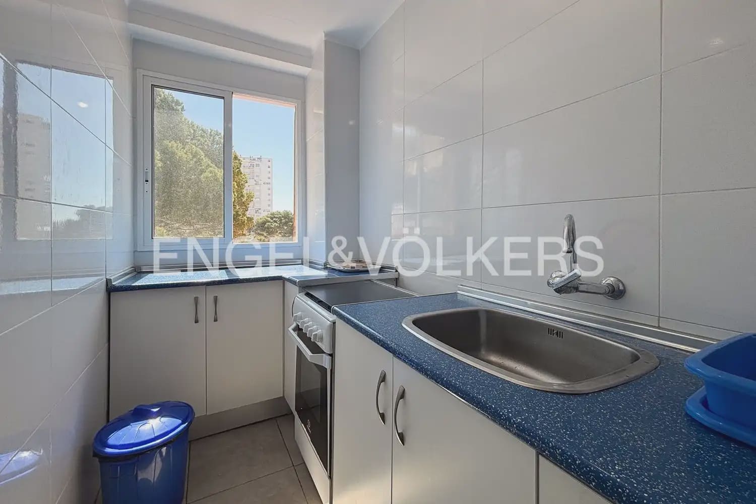 3 bedroom Flat for rent in Cullera with garage - € 1,800 (Ref: 9897906)