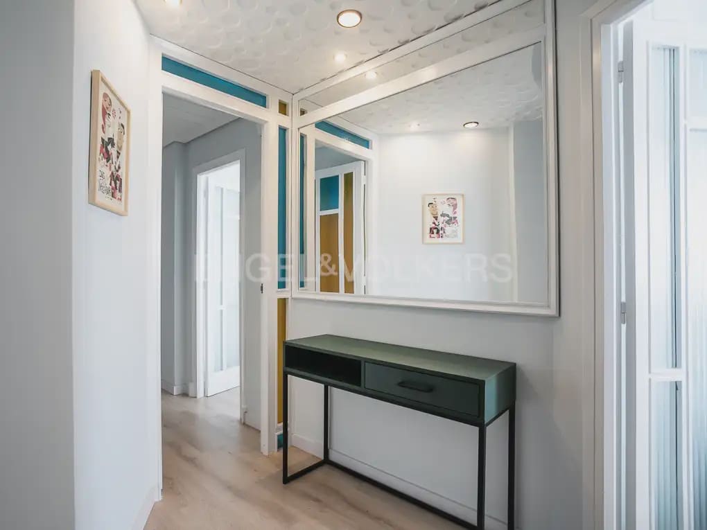 3 sypialnia Mieszkanie do wynajęcia w Miasto Walencja - 2 000 € (Ref: 9897908)